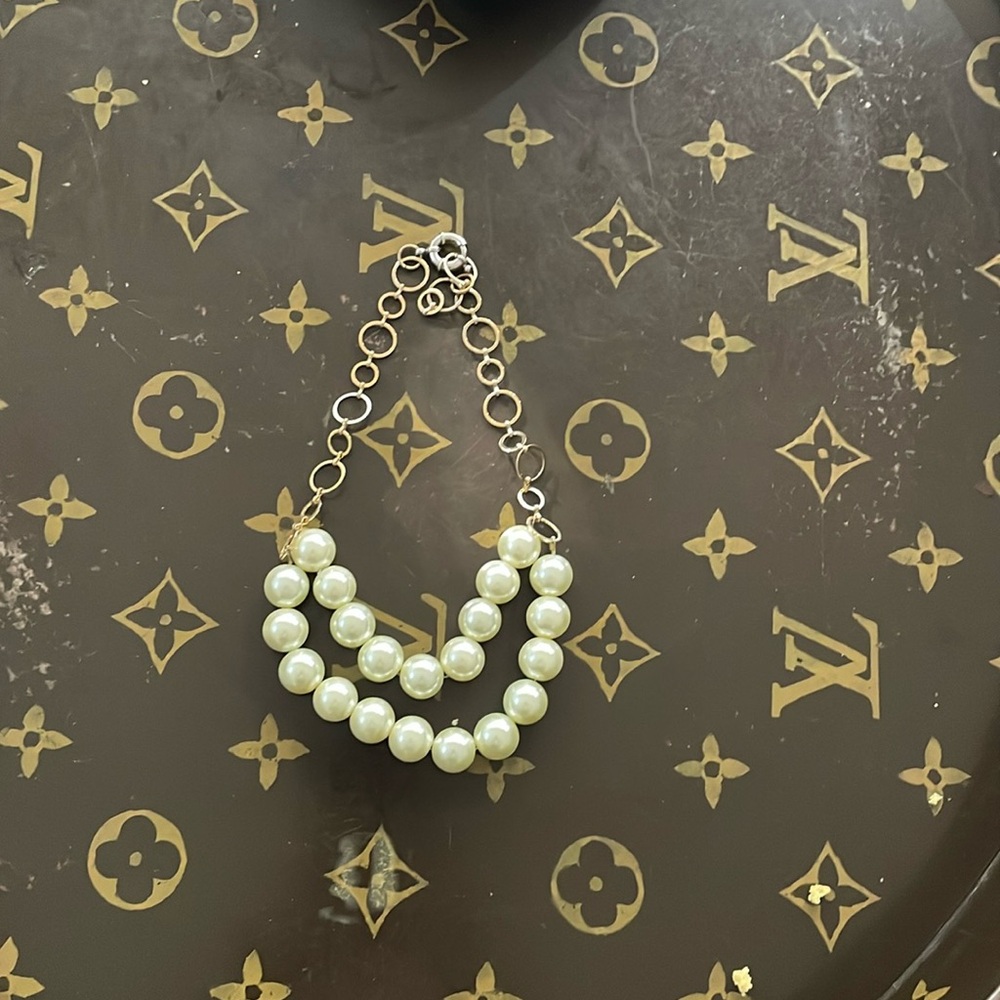Double stand pearl necklace